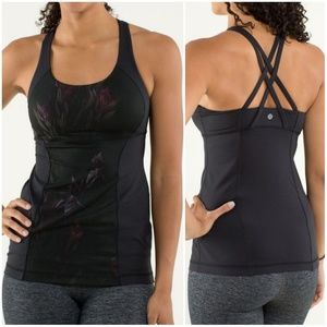 ⚠️⚠️ moving ⚠️⚠Midnight Iris Lululemon Energy Tank